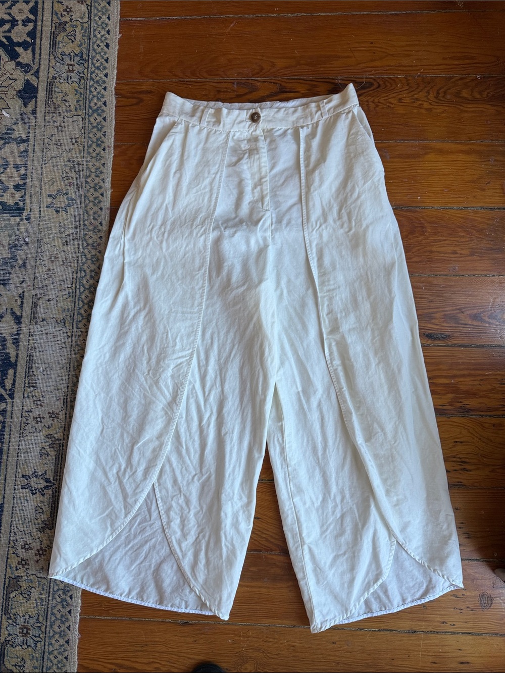 Toteme Lightweight Wide-Leg Lyocell * Linen Blend Pants with Flyaway Leg